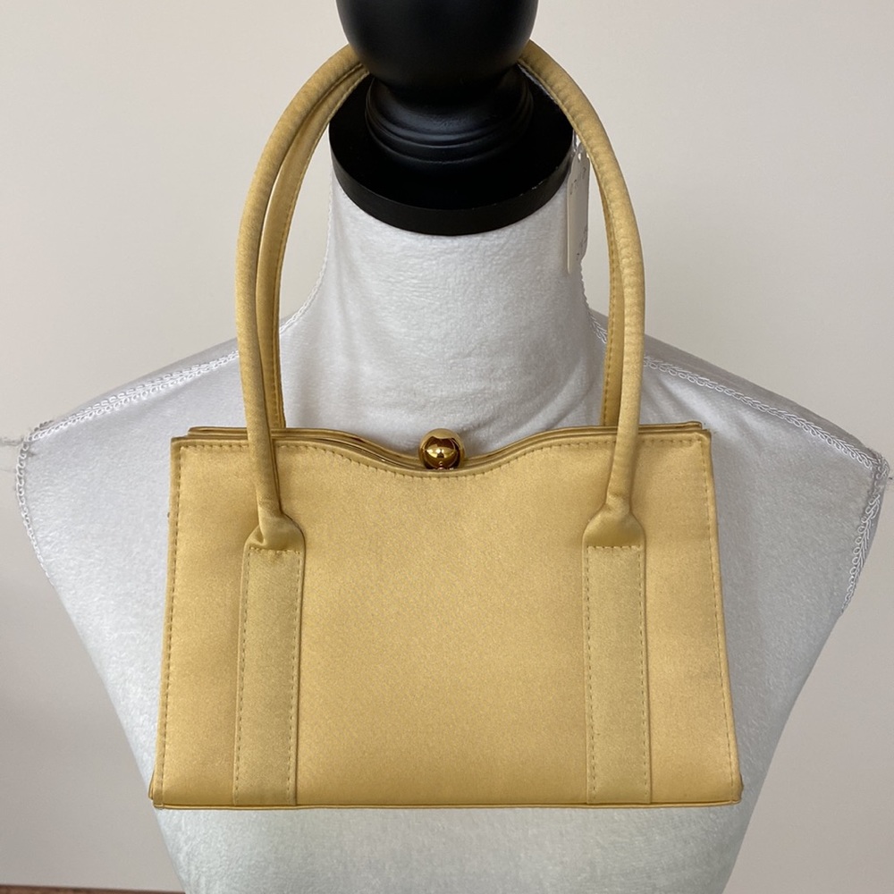 ❤️VINTAGE VALERIE STEVENS HANDBAG